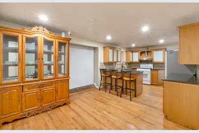 1675 S Lakewood Dr, Orem, UT 84058 - Photo 9