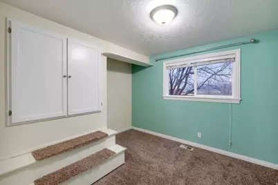 1675 S Lakewood Dr, Orem, UT 84058 - Photo 21