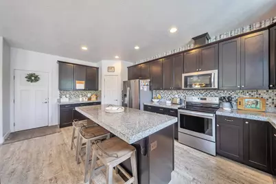 5608 S Dunetree Ln, Holladay, UT 84121 - Photo 9