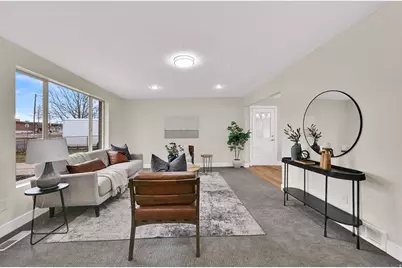 1009 N 250 W, Sunset, UT 84015 - Photo 3