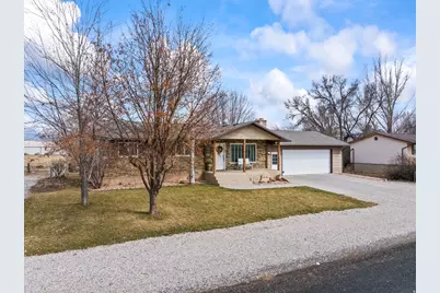 79 S 250 E, Aurora, UT 84620 - Photo 27