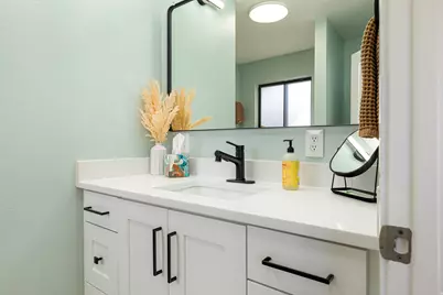 655 S Hillside Dr, Kanab, UT 84741 - Photo 21