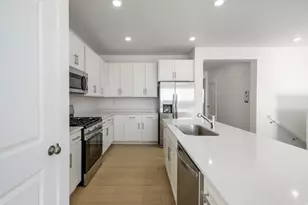 2000 E Porcupine Dr N, Eagle Mountain, UT 84005 - Photo 11