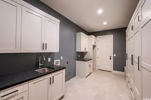 14236 S Summit Crest Ln, Herriman, UT 84096 - Photo 39