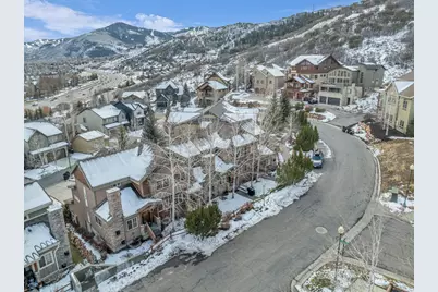 5424 Bobsled Blvd #T-2, Park City, UT 84098 - Photo 31