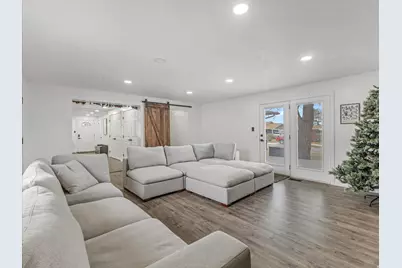 2995 E 7145 S, Cottonwood Heights, UT 84121 - Photo 13