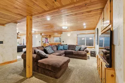 11268 S 2865 W, South Jordan, UT 84095 - Photo 21