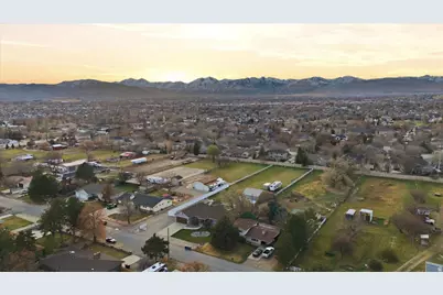 11268 S 2865 W, South Jordan, UT 84095 - Photo 39