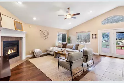 874 Avalon Hills Dr, Ogden, UT 84404 - Photo 9