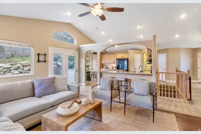 874 Avalon Hills Dr, Ogden, UT 84404 - Photo 11