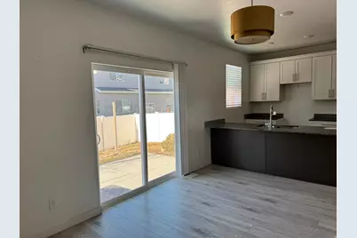 579 N 290 E, Vineyard, UT 84059 - Photo 9