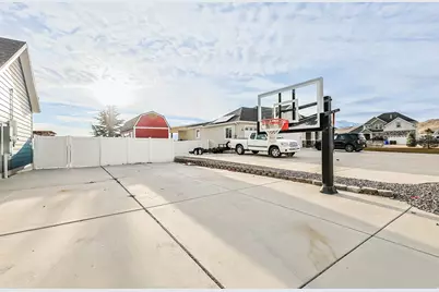 2098 E Elkhorn Rd, Eagle Mountain, UT 84005 - Photo 61