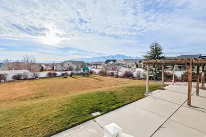 2098 E Elkhorn Rd, Eagle Mountain, UT 84005 - Photo 49