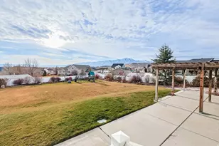 2098 E Elkhorn Rd, Eagle Mountain, UT 84005 - Photo 49