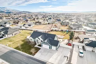 2098 E Elkhorn Rd, Eagle Mountain, UT 84005 - Photo 63