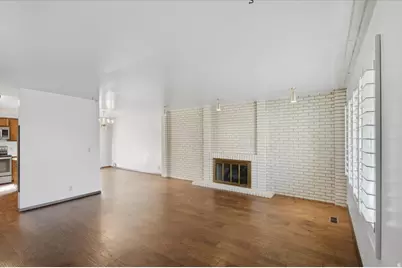 4608 S Locust Ln E, Holladay, UT 84117 - Photo 5