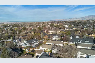 4608 S Locust Ln E, Holladay, UT 84117 - Photo 35