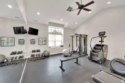 975 E 6795 S, Midvale, UT 84047 - Photo 29