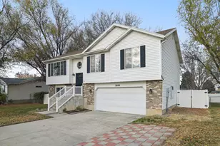 2608 W 3900 S, Roy, UT 84067 - Photo 3