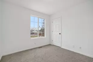 2608 W 3900 S, Roy, UT 84067 - Photo 15