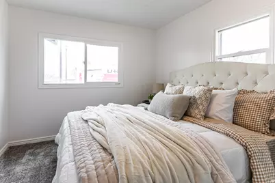 8823 S 300 E, Sandy, UT 84070 - Photo 15