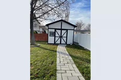 1577 N Main St, Orem, UT 84057 - Photo 5