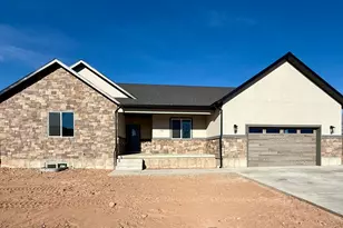1198 W Grayhawk Loop, Roosevelt, UT 84066 - Photo 1
