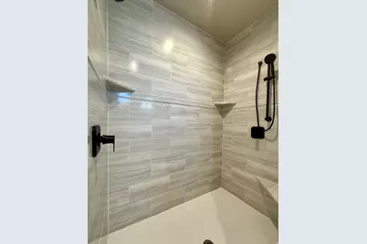 1198 W Grayhawk Loop, Roosevelt, UT 84066 - Photo 17