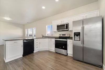 13528 S Venicia Way #9, Draper, UT 84020 - Photo 9