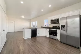 13528 S Venicia Way, Draper, UT 84020 - Photo 5