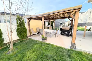 552 S 1525 W, Syracuse, UT 84075 - Photo 21