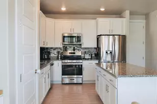 552 S 1525 W, Syracuse, UT 84075 - Photo 9