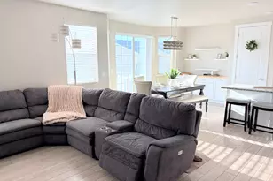 552 S 1525 W, Syracuse, UT 84075 - Photo 3
