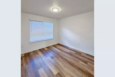 14479 W Entrada Rim Ln, Herriman, UT 84096 - Photo 13