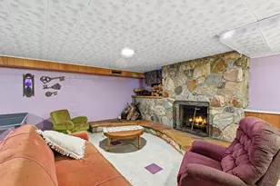 1325 E Milne Ln, Cottonwood Heights, UT 84047 - Photo 11