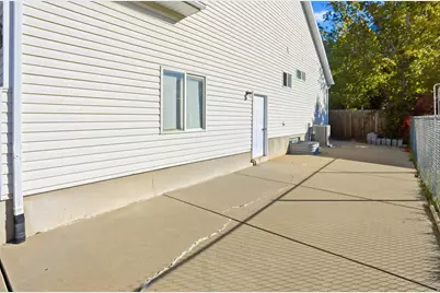 1328 N Quincy Ave E, Ogden, UT 84401 - Photo 35