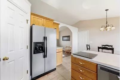 566 W 450 N, Tremonton, UT 84337 - Photo 17