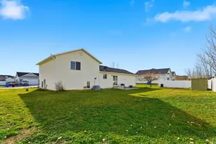 566 W 450 N, Tremonton, UT 84337 - Photo 45