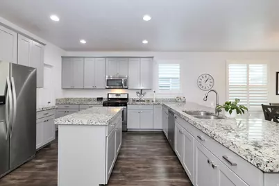 5625 S Dunetree Hill Ln E, Holladay, UT 84121 - Photo 5