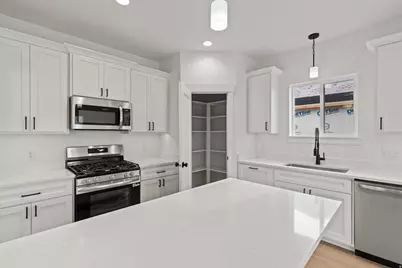 273 N 300 W, Preston, ID 83263 - Photo 5