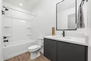 493 W 620 N, Centerville, UT 84014 - Photo 17