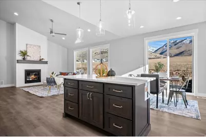 372 S 1150 E #607, Smithfield, UT 84335 - Photo 9