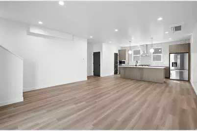 595 E Betsey Cv S #25, Salt Lake City, UT 84107 - Photo 7