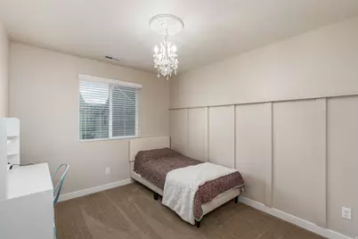 1083 W Stonehaven Dr, North Salt Lake, UT 84054 - Photo 17