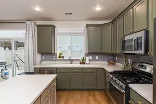 1083 W Stonehaven Dr, North Salt Lake, UT 84054 - Photo 9