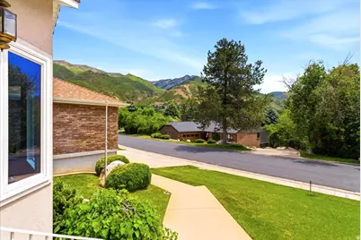 1762 E Whispering Oaks Dr, Ogden, UT 84403 - Photo 3