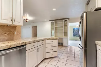 1762 E Whispering Oaks Dr, Ogden, UT 84403 - Photo 11