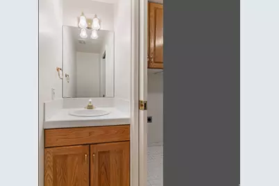 1762 E Whispering Oaks Dr, Ogden, UT 84403 - Photo 33