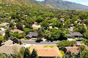 1762 E Whispering Oaks Dr, Ogden, UT 84403 - Photo 43