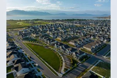 118 N Riverside Dr #110, Saratoga Springs, UT 84045 - Photo 27